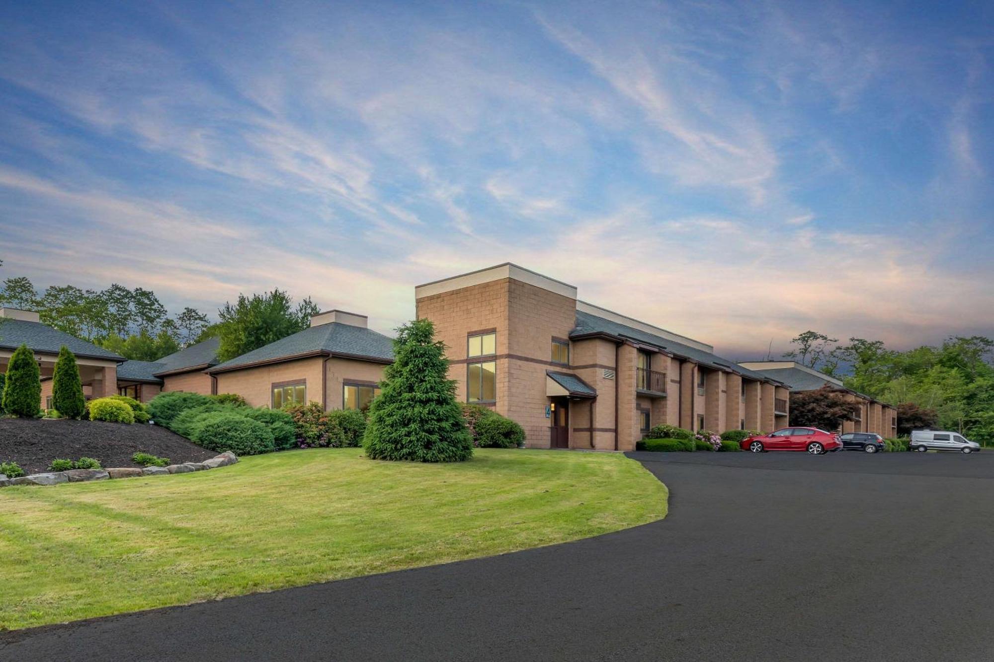 Comfort Inn Pocono Lakes Region Lake Ariel Exteriér fotografie
